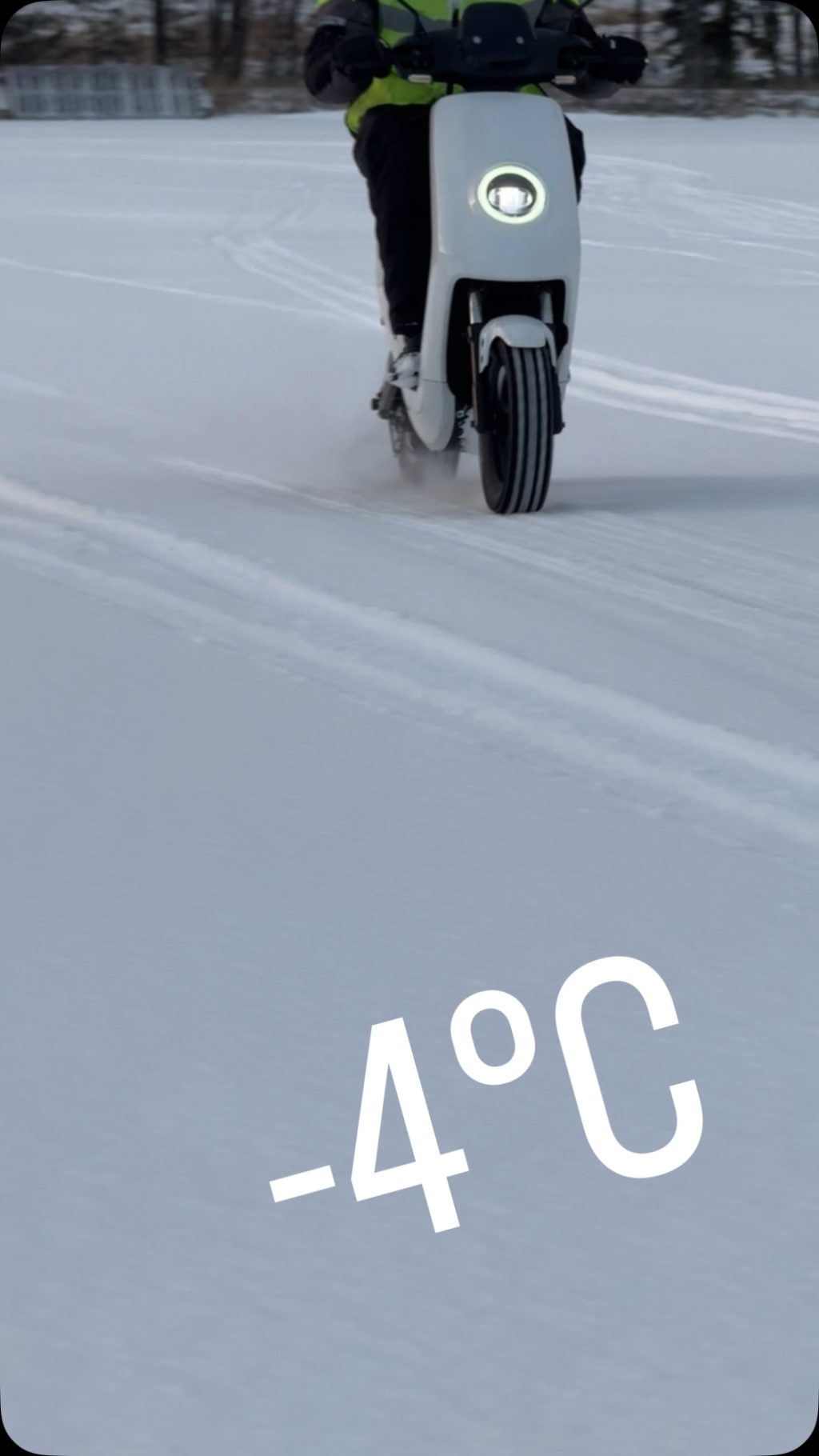 Instagram post from svensktrafikutbildning. This post is in position 1.